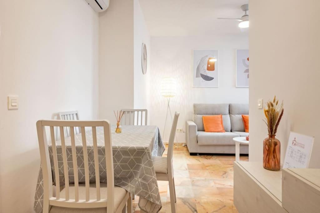 Jimios City Center By Valcambre Seville Ngoại thất bức ảnh
